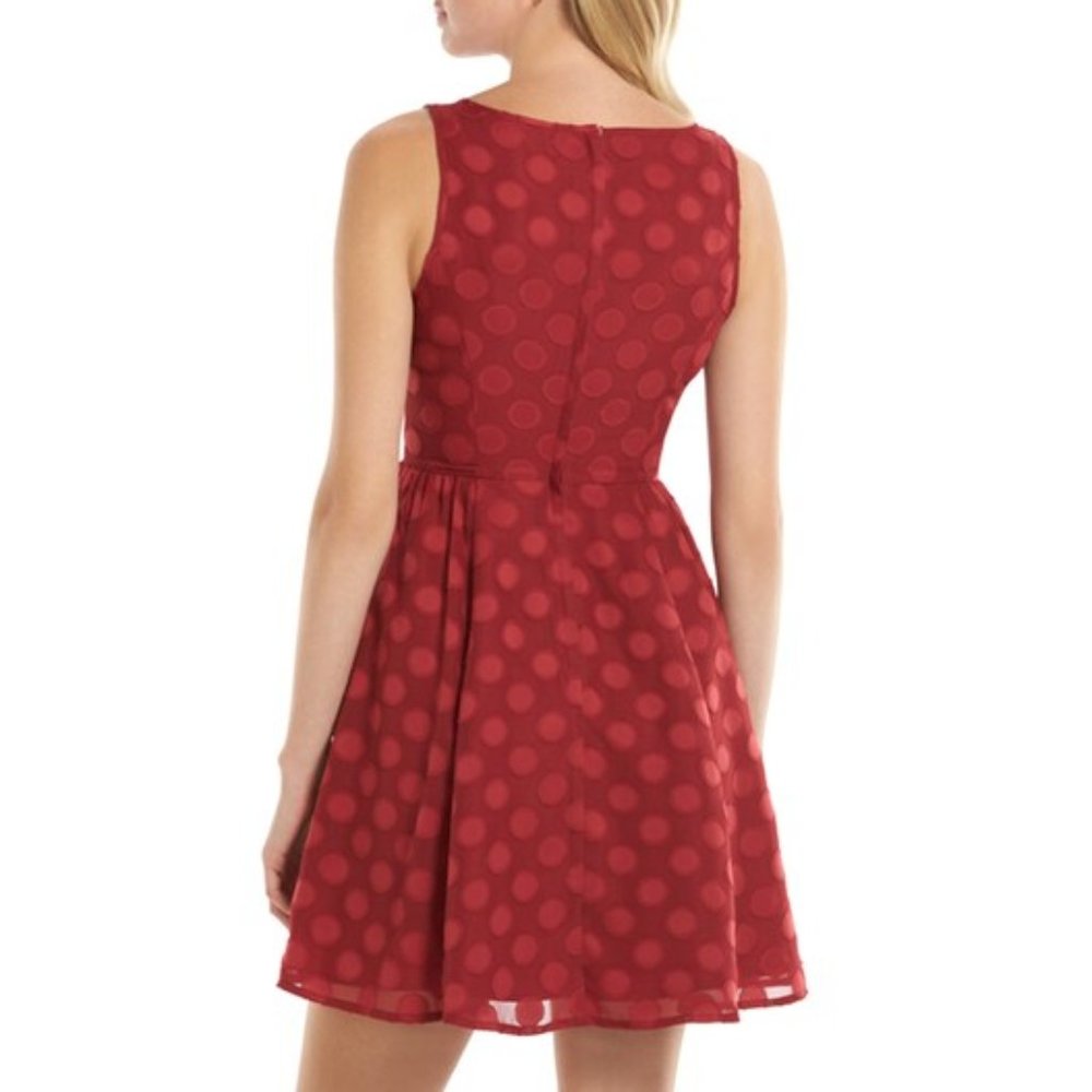 ❌SOLD❌Disney's Minnie Rocks the Dots - Picture 3 of 7